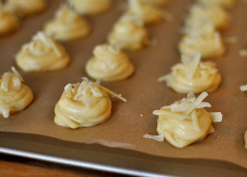 Gougères (Cheese Puffs)